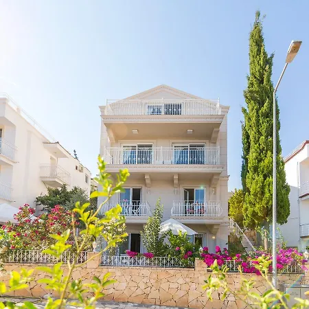 Garden Suites